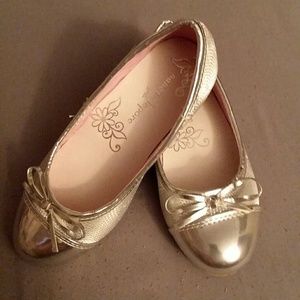 Girls Size 11 Ballet Flat Shoes, Silver Mirrored